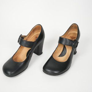 JOHN FLUEVOG SOPRANOS CAREY BLACK PEBBLED MARY JANE HEEL 10.5 DISCONTINUED